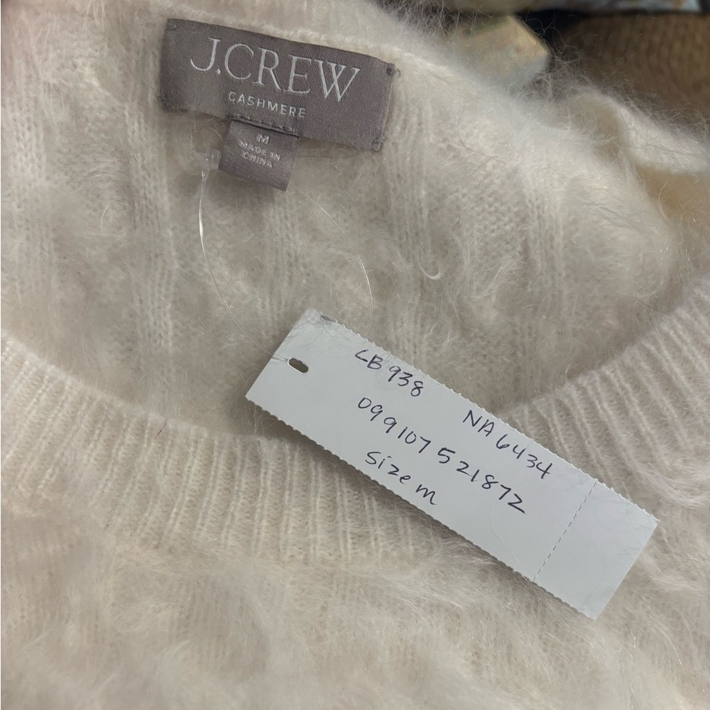 J. Crew Ivory Brushed Cashmere Cable Knit Crewneck Sweater NWT Medium - Picture 4 of 7